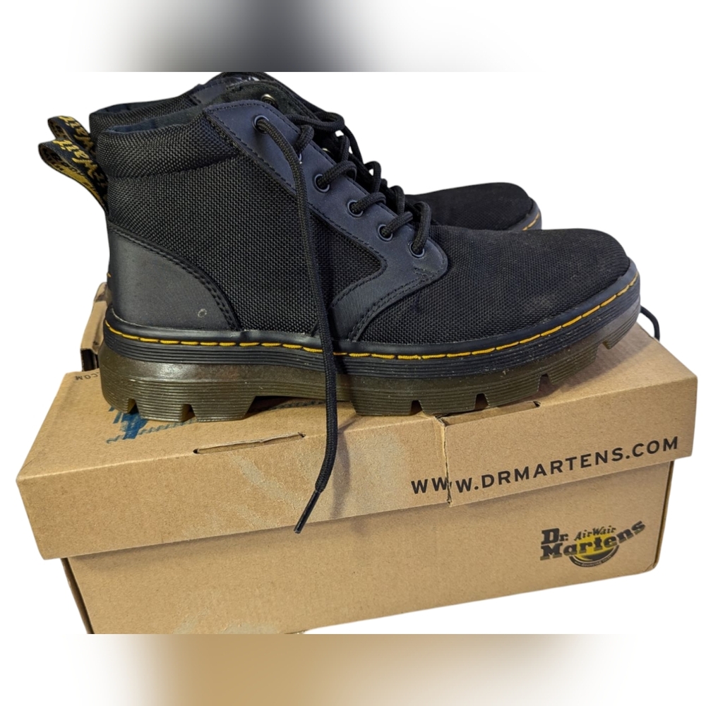 Dr. Martens Bonny Boots Size 7 Women's Black Pre-owned Comes W/ Box Like New